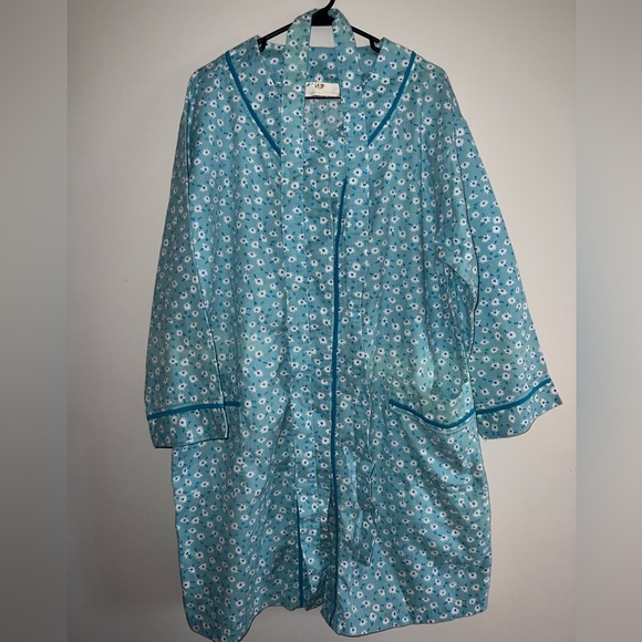 Vintage M Stanherman Robe - Picture 1 of 3